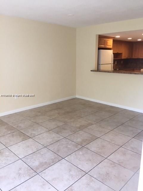 Real estate property located at 10000 80th Ct #2223, Miami-dade, Samari Lake East Condo, Hialeah Gardens, FL