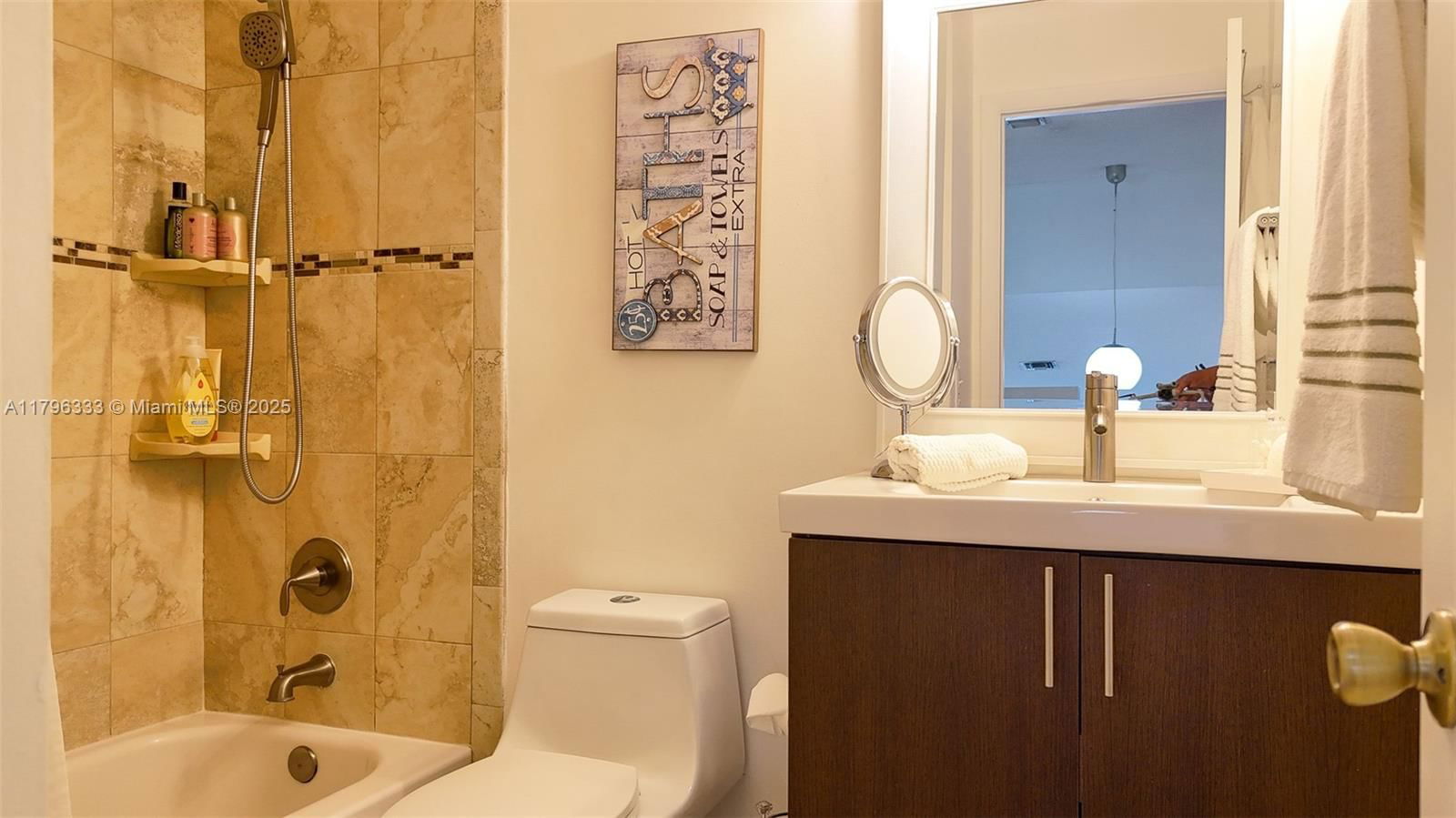 Real estate property located at 1374 159th Ave, Broward, Towngate, Pembroke Pines, FL