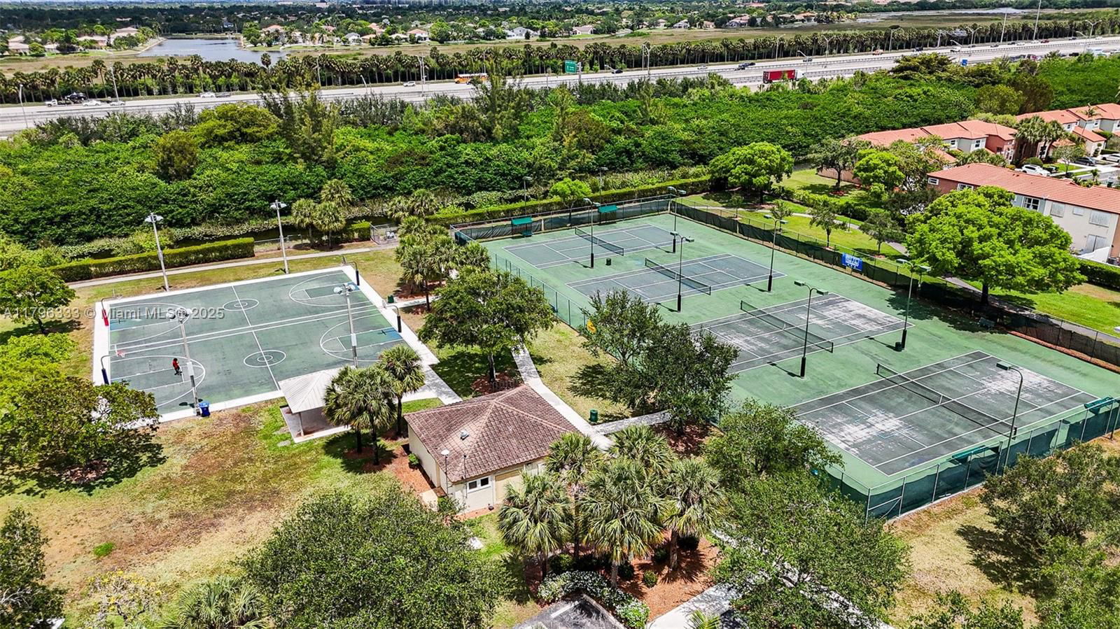Real estate property located at 1374 159th Ave, Broward, Towngate, Pembroke Pines, FL