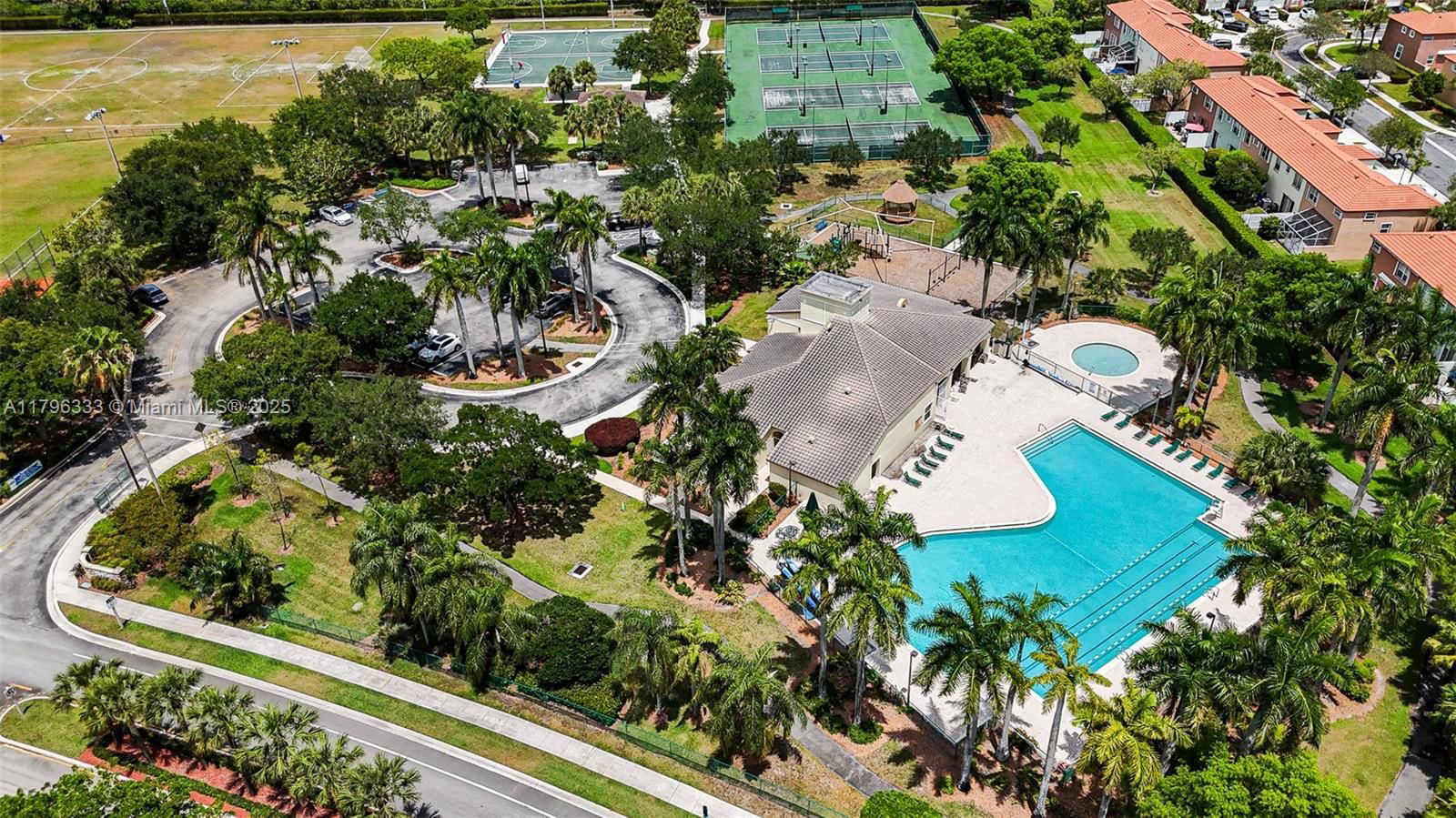Real estate property located at 1374 159th Ave, Broward, Towngate, Pembroke Pines, FL