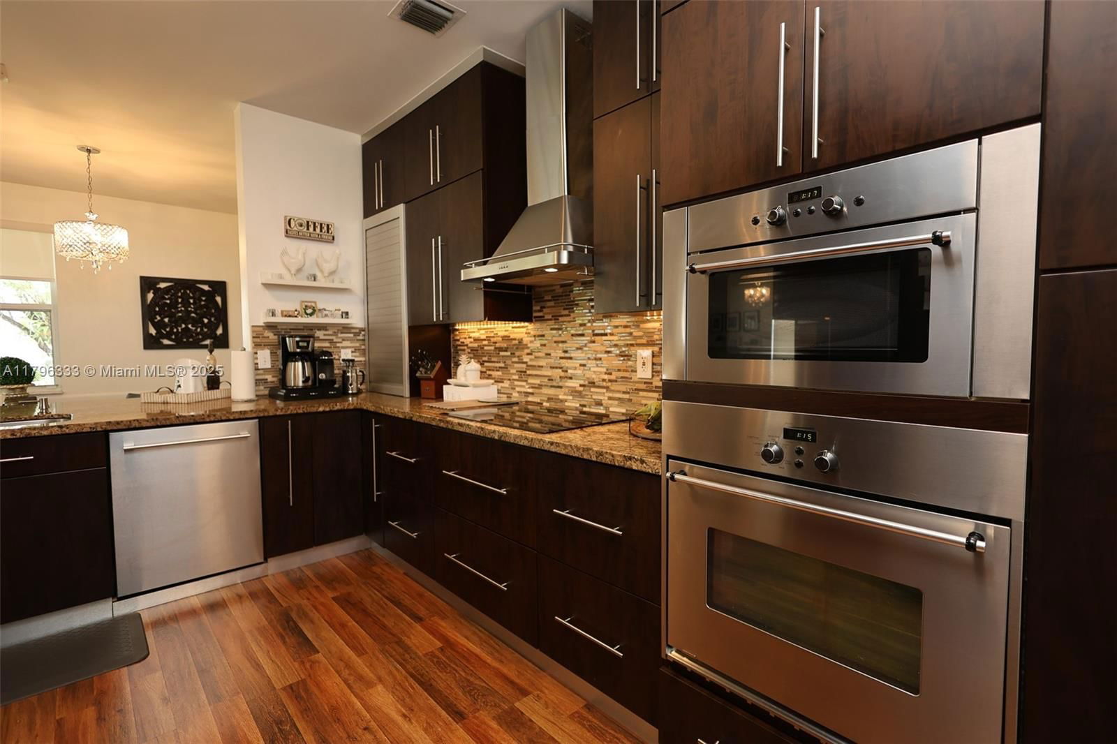 Real estate property located at 1374 159th Ave, Broward, Towngate, Pembroke Pines, FL