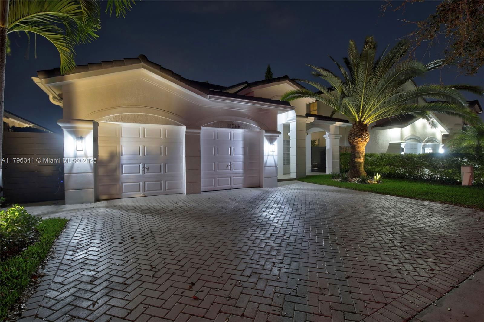 Real estate property located at 11265 78th St, Miami-dade, Doral Isles North Sec One, Doral, FL