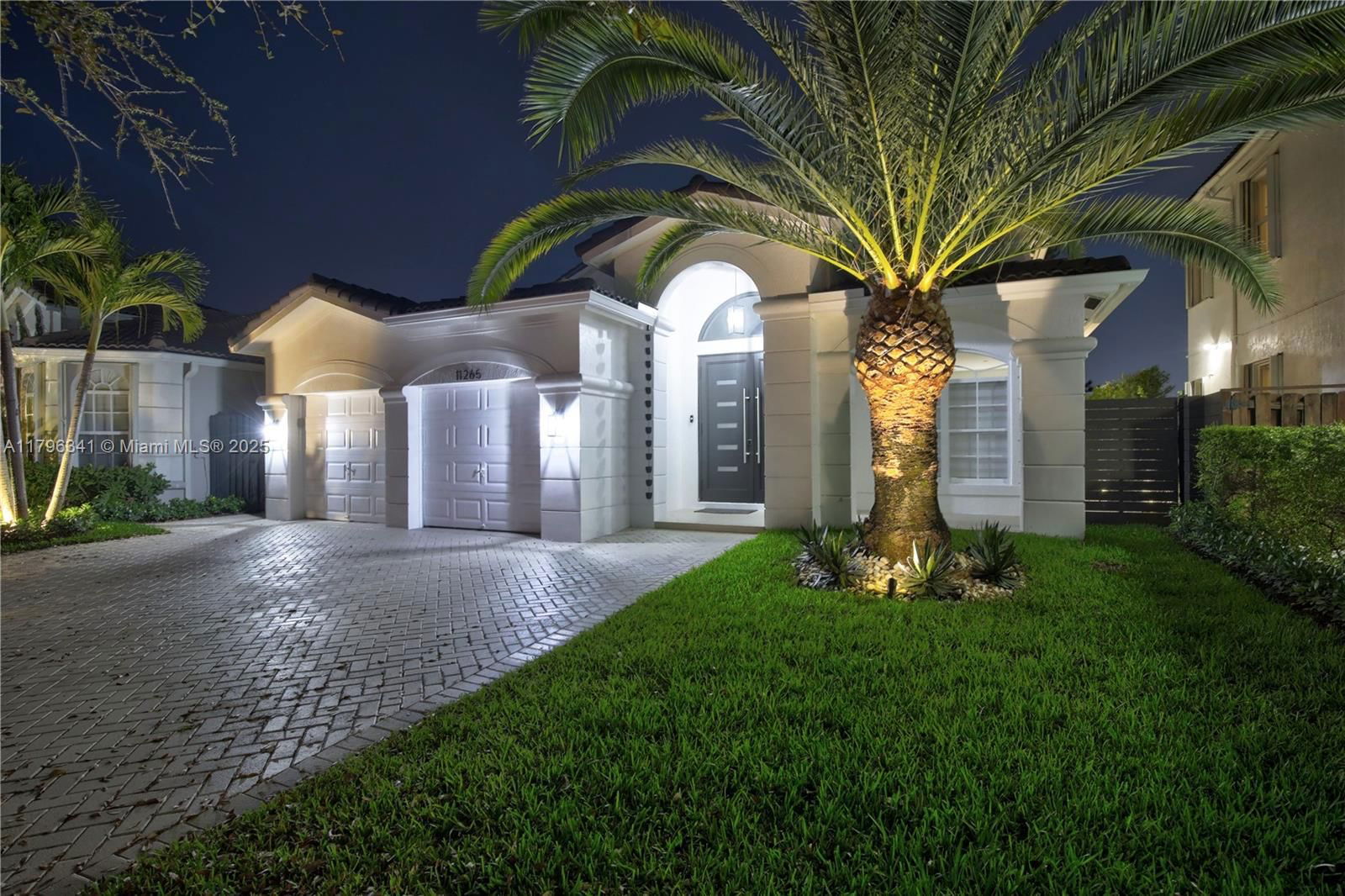 Real estate property located at 11265 78th St, Miami-dade, Doral Isles North Sec One, Doral, FL