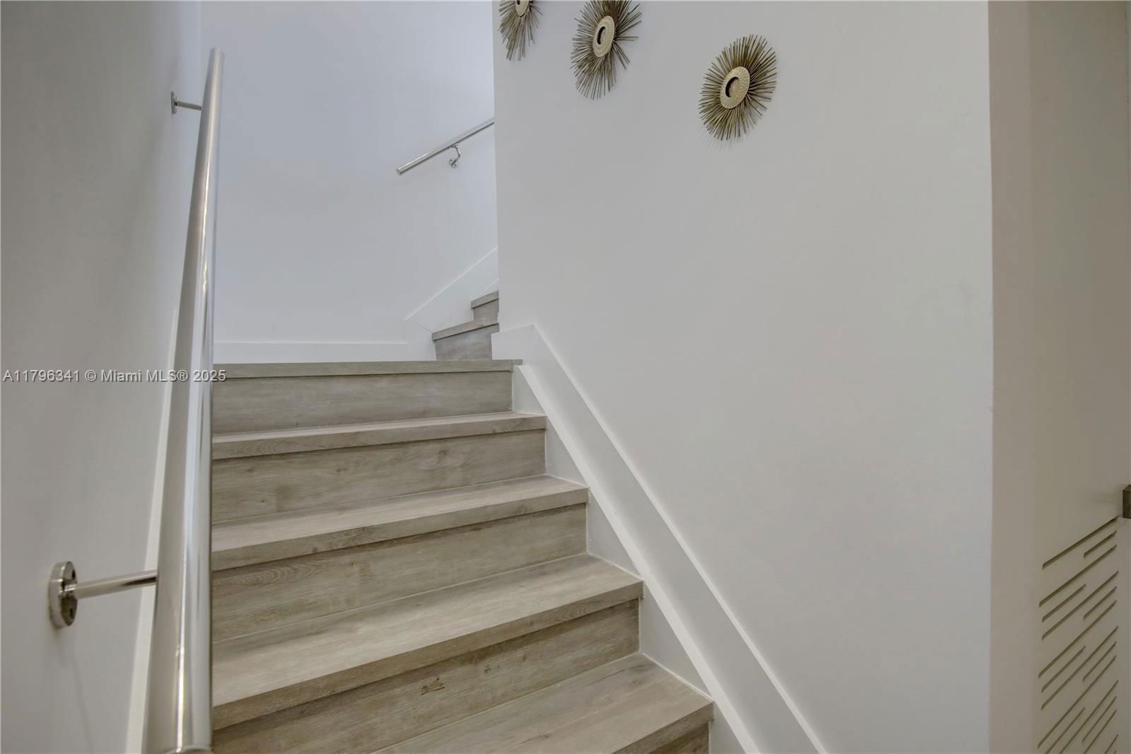 Real estate property located at 11265 78th St, Miami-dade, Doral Isles North Sec One, Doral, FL
