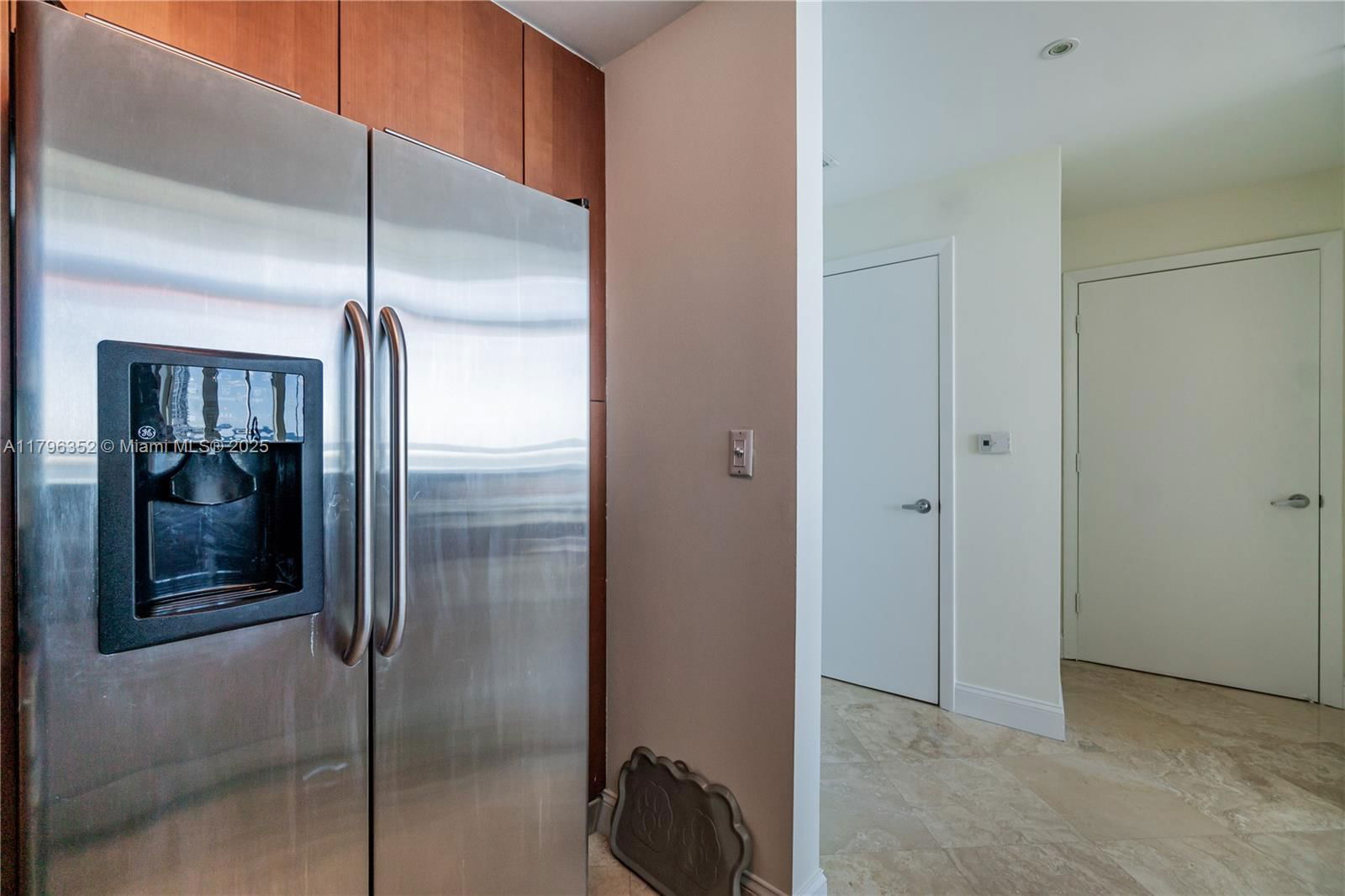 Real estate property located at 6515 Collins Ave #1806, Miami-dade, Belaire On The Ocean Condo, Miami Beach, FL