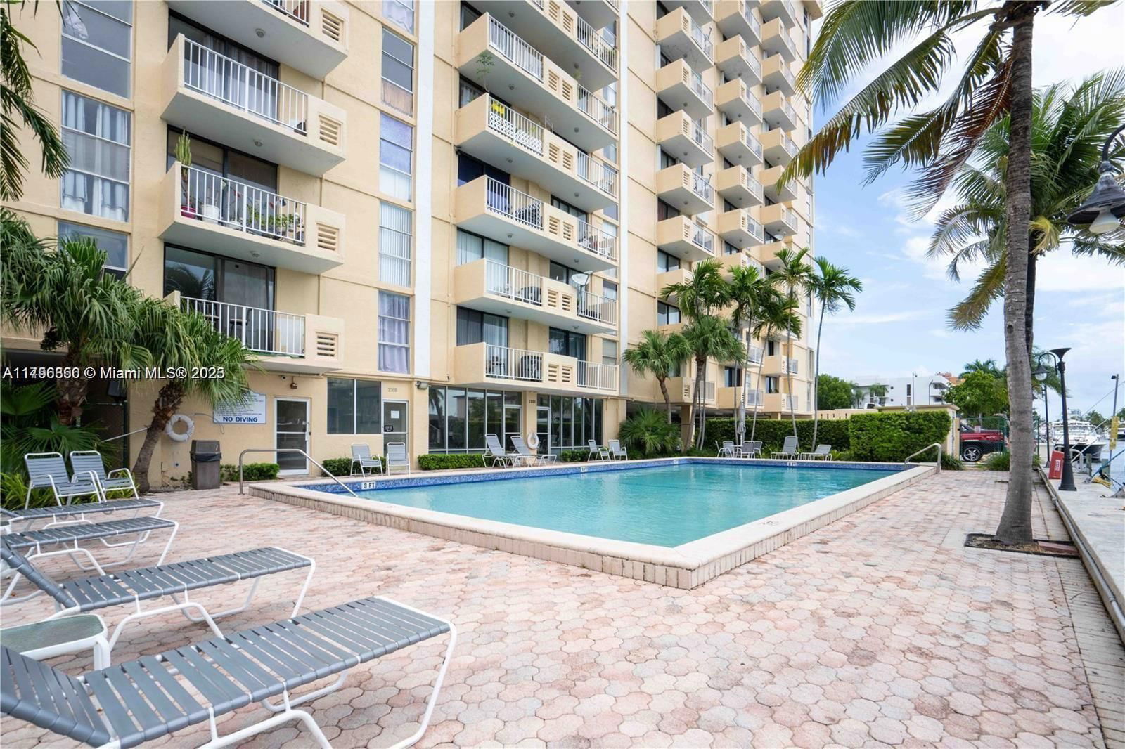 Real estate property located at 2350 135th St #510, Miami-dade, Vecino Del Mar Condo, North Miami, FL