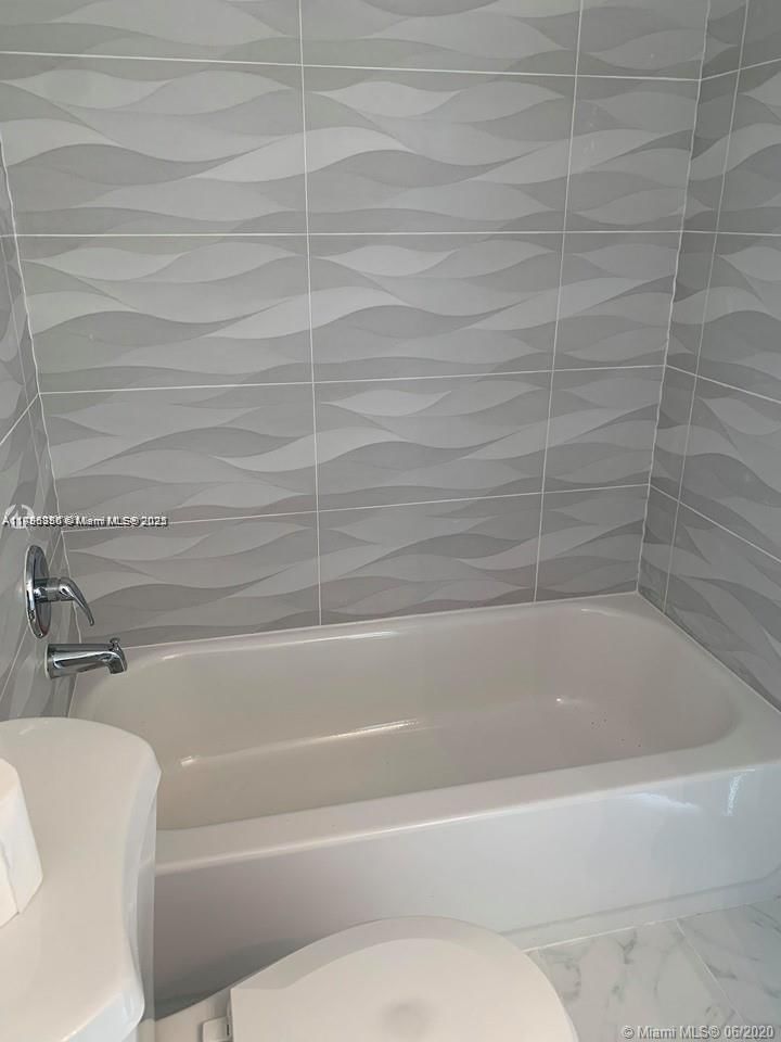Real estate property located at 2350 135th St #510, Miami-dade, Vecino Del Mar Condo, North Miami, FL