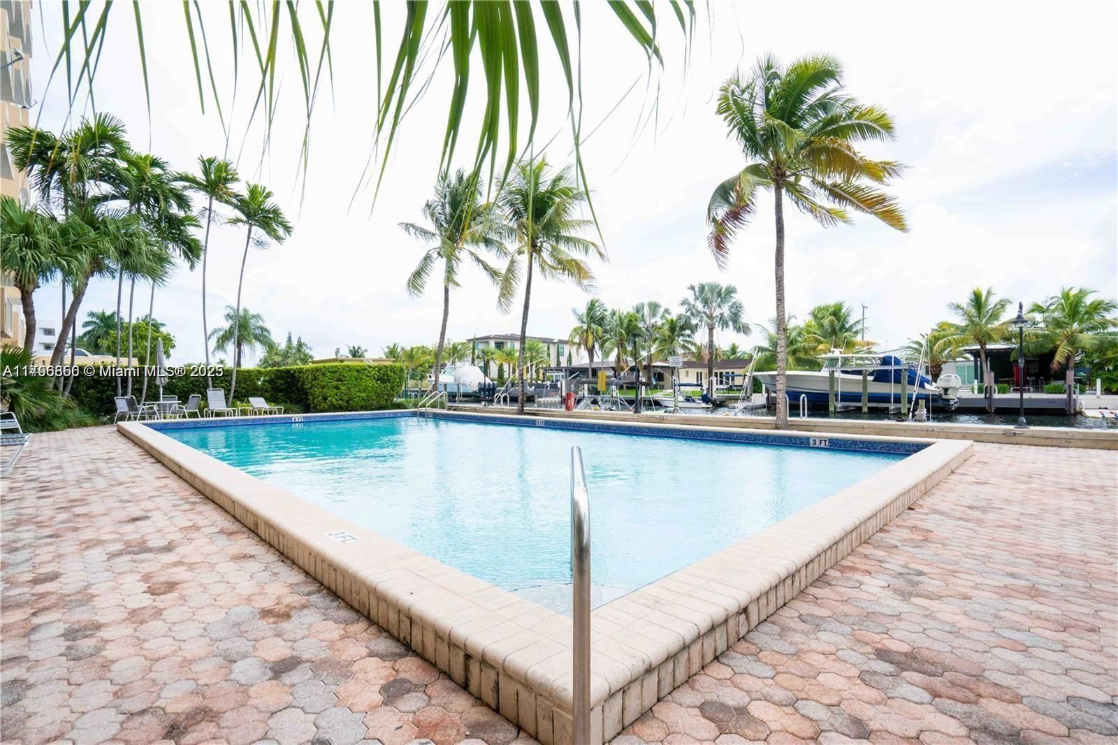 Real estate property located at 2350 135th St #510, Miami-dade, Vecino Del Mar Condo, North Miami, FL