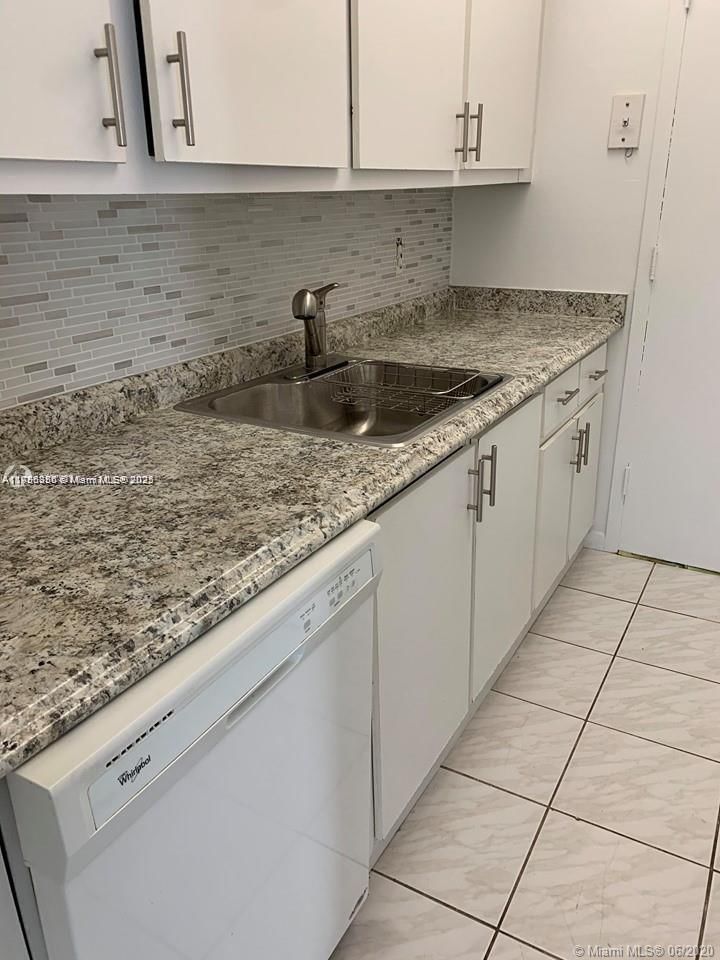 Real estate property located at 2350 135th St #510, Miami-dade, Vecino Del Mar Condo, North Miami, FL