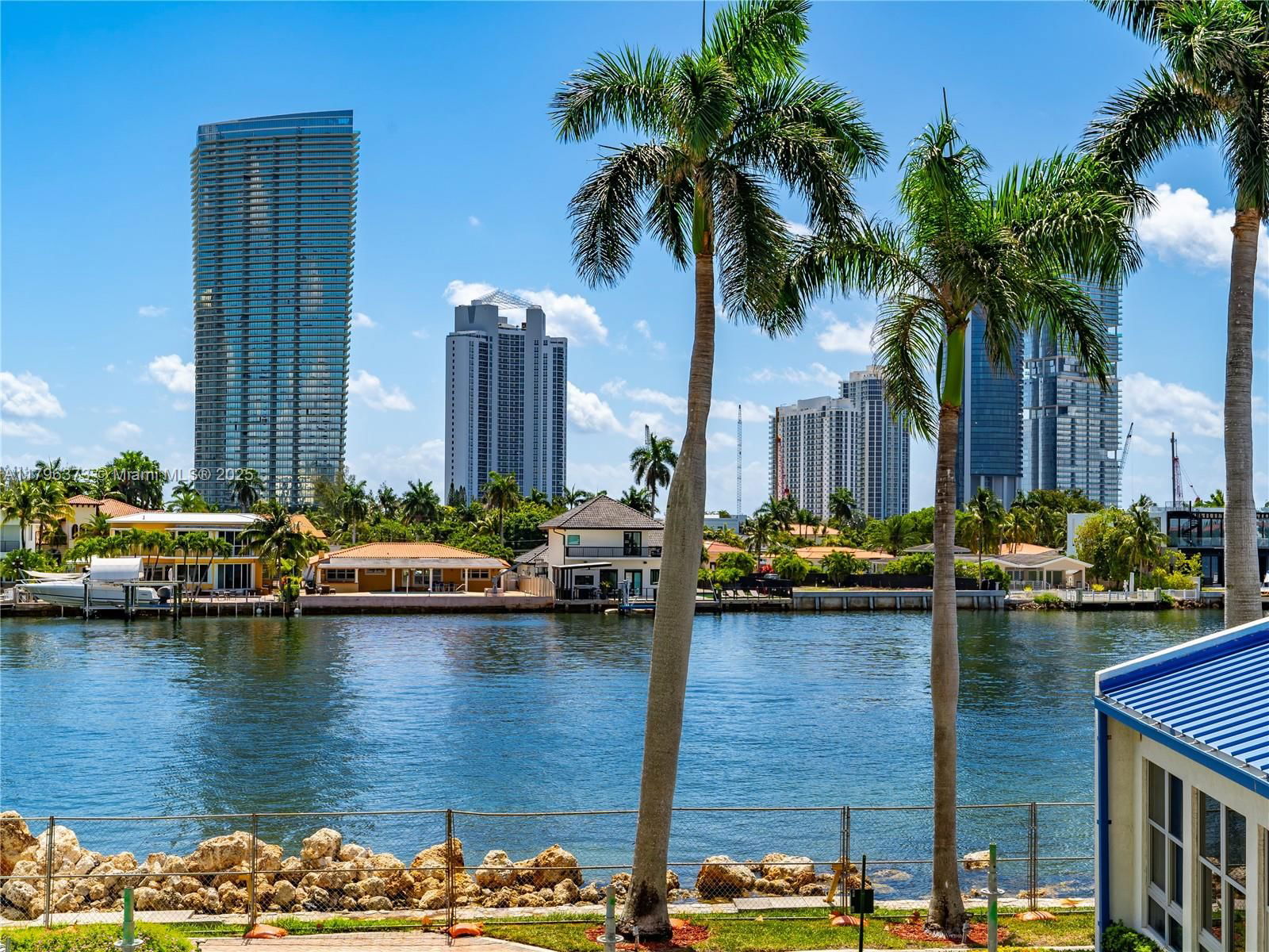 Real estate property located at 19195 36th Ct #201, Miami-dade, Mystic Pointe Condo No Tw, Aventura, FL