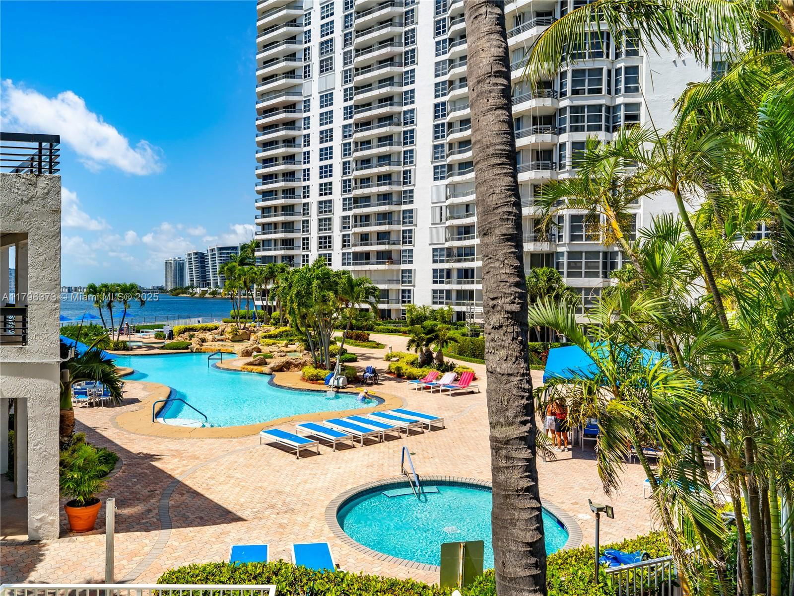 Real estate property located at 19195 36th Ct #201, Miami-dade, Mystic Pointe Condo No Tw, Aventura, FL