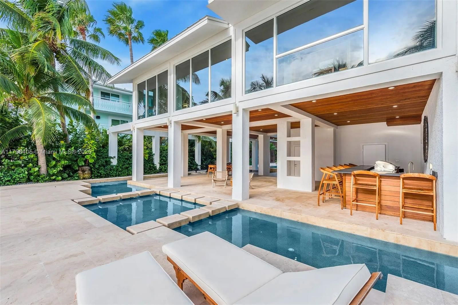 Real estate property located at 60 Ocean Front Drive, Monroe, Key Largo Ocean Shore, Key Largo, FL