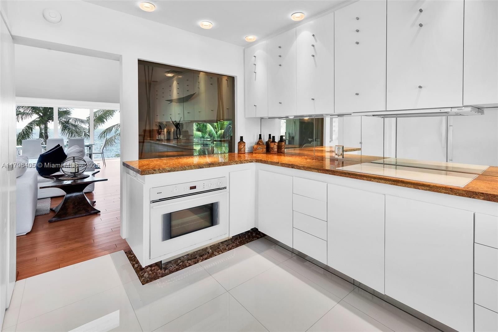 Real estate property located at 60 Ocean Front Drive, Monroe, Key Largo Ocean Shore, Key Largo, FL