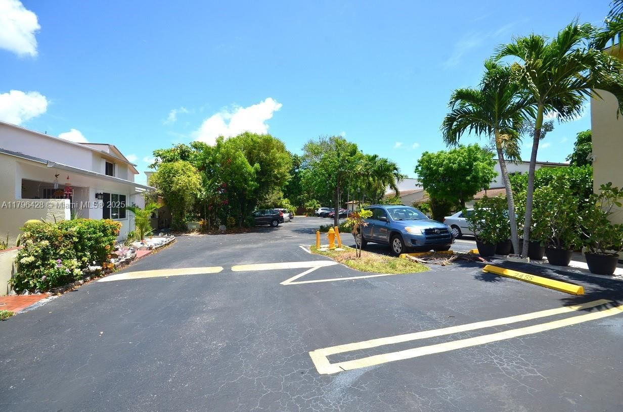 Real estate property located at 2459 11th St #4A, Miami-dade, Twin Homes Village Ii Con, Miami, FL