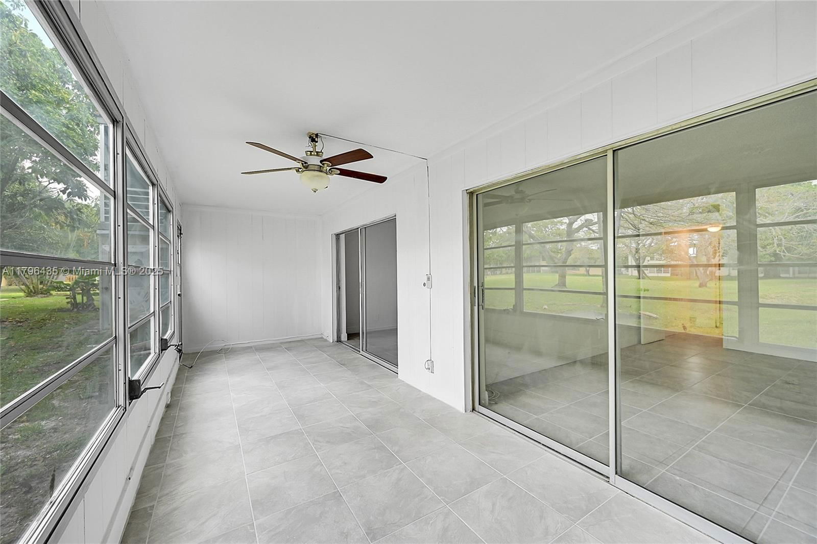 Real estate property located at 607 State Road 7 #1E, Broward, Applegreen Condo Apts 1, Margate, FL