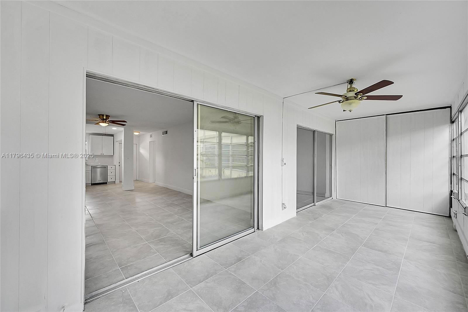 Real estate property located at 607 State Road 7 #1E, Broward, Applegreen Condo Apts 1, Margate, FL