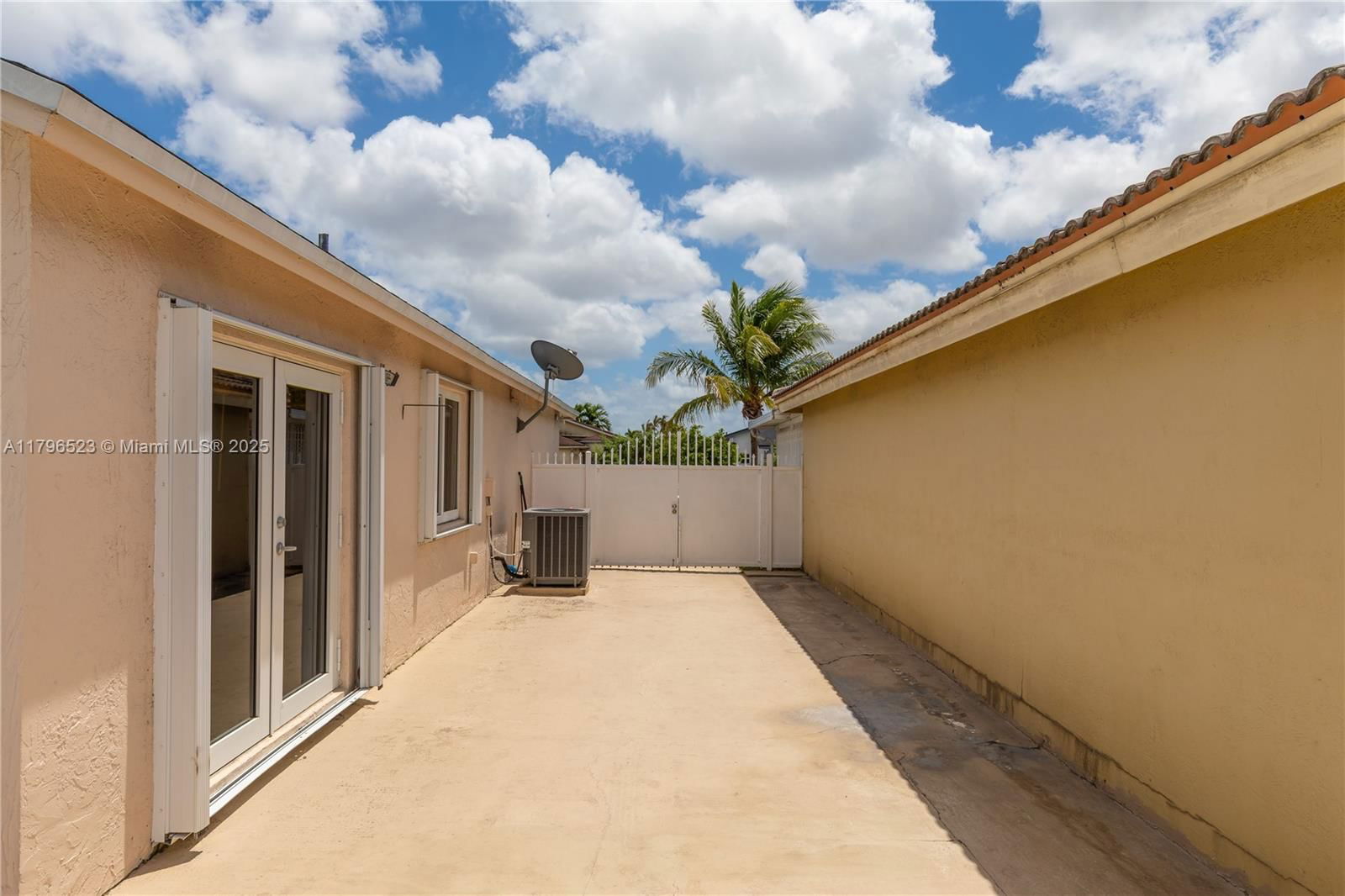 Real estate property located at 11475 181st St, Miami-dade, Grapevine, Miami, FL