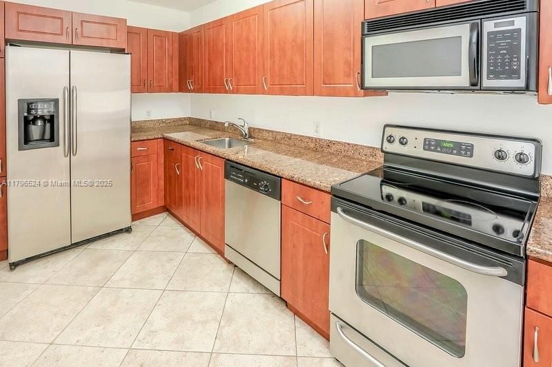 Real estate property located at 401 69th St #505, Miami-dade, 401 Blu Of North Beach Co, Miami Beach, FL