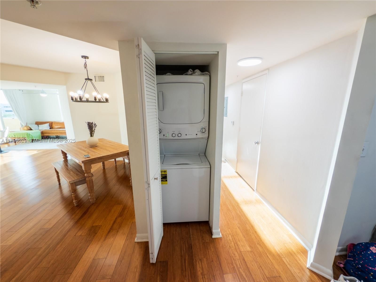 Real estate property located at 520 5th Ave #3302, Broward, Las Olas By The River Con, Fort Lauderdale, FL