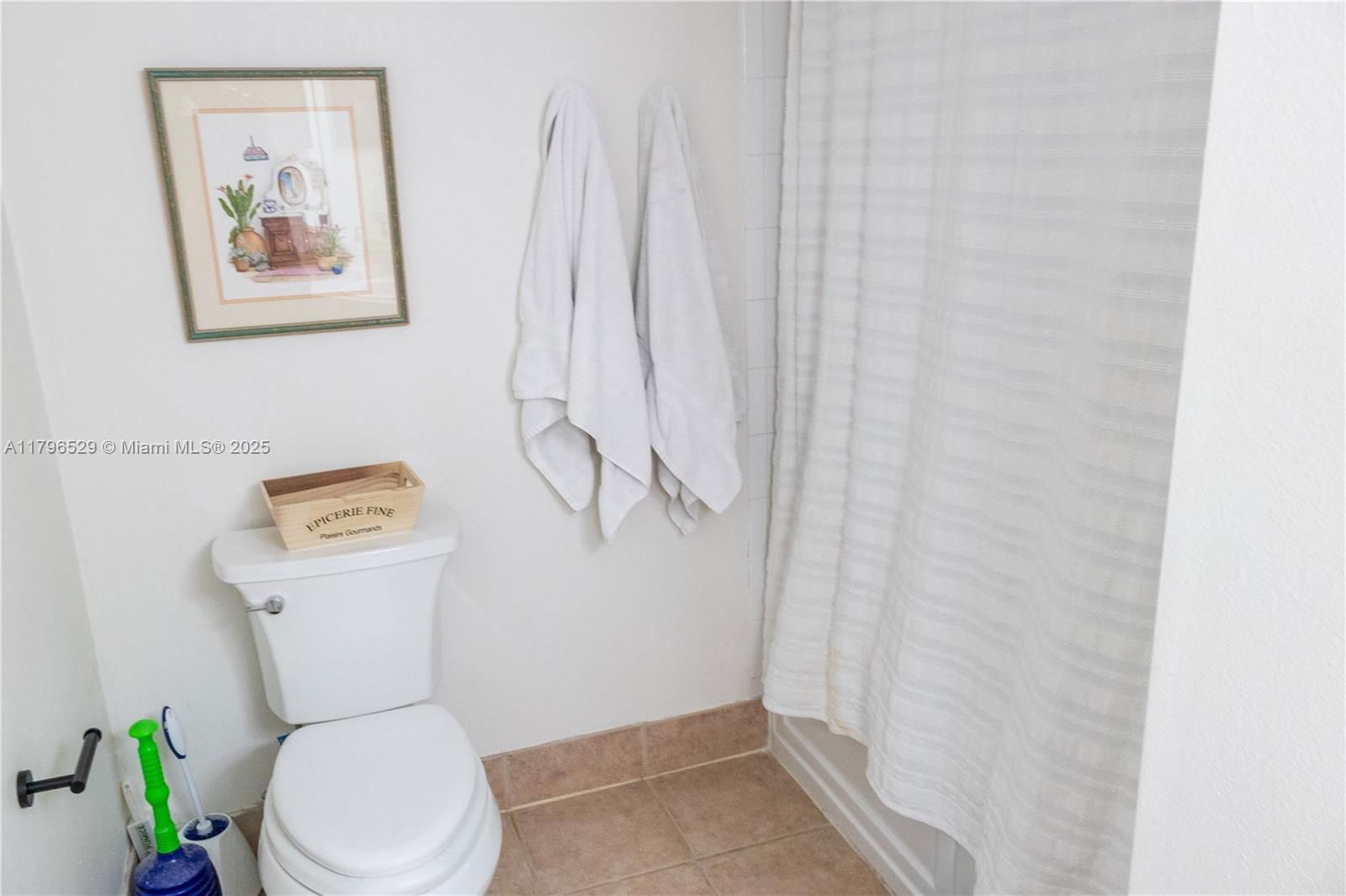 Real estate property located at 520 5th Ave #3302, Broward, Las Olas By The River Con, Fort Lauderdale, FL