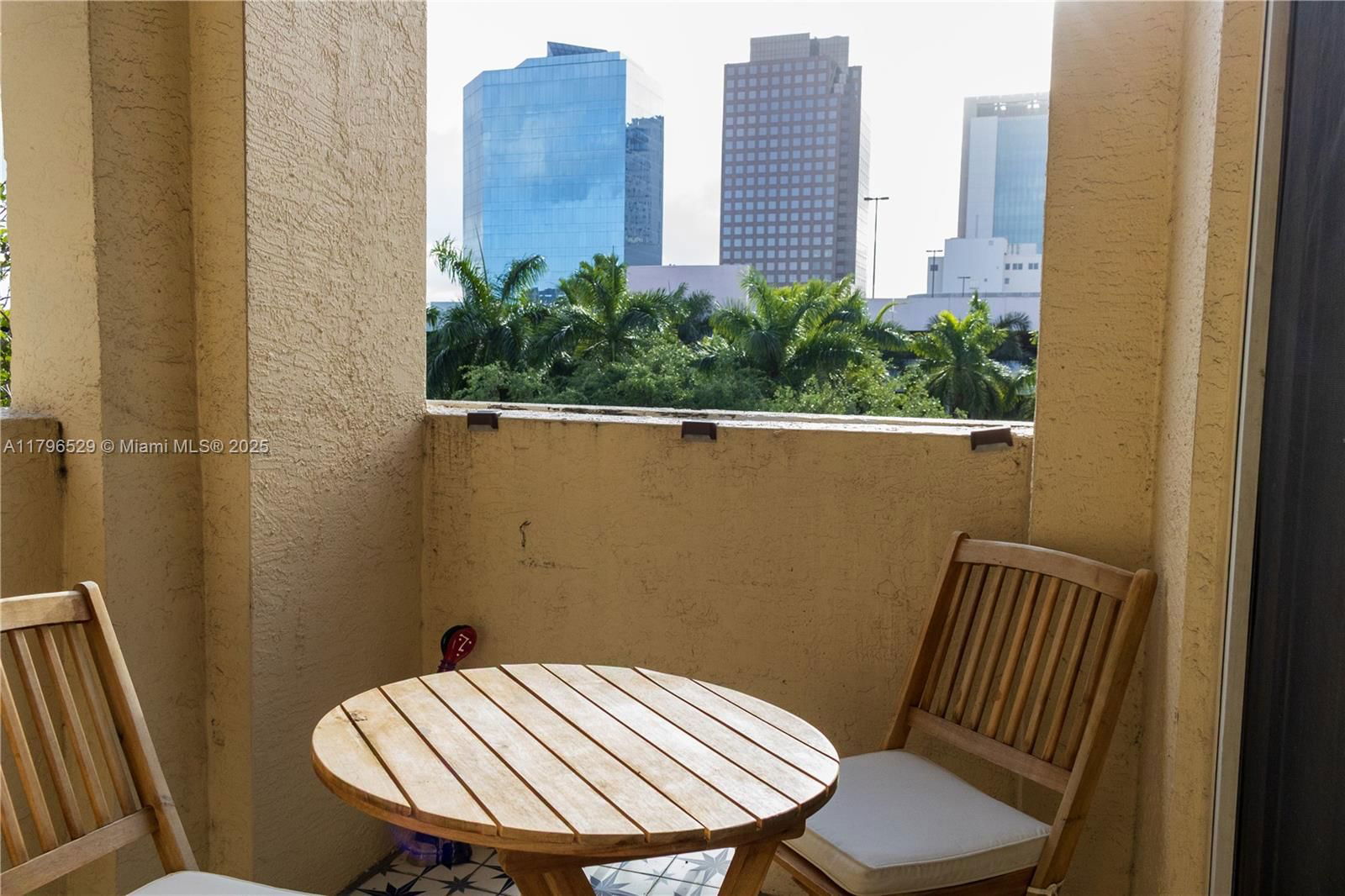 Real estate property located at 520 5th Ave #3302, Broward, Las Olas By The River Con, Fort Lauderdale, FL