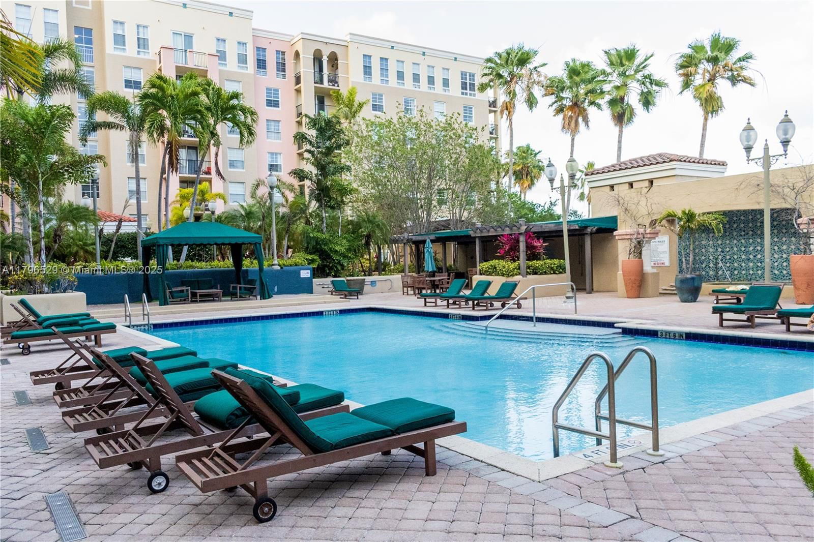 Real estate property located at 520 5th Ave #3302, Broward, Las Olas By The River Con, Fort Lauderdale, FL