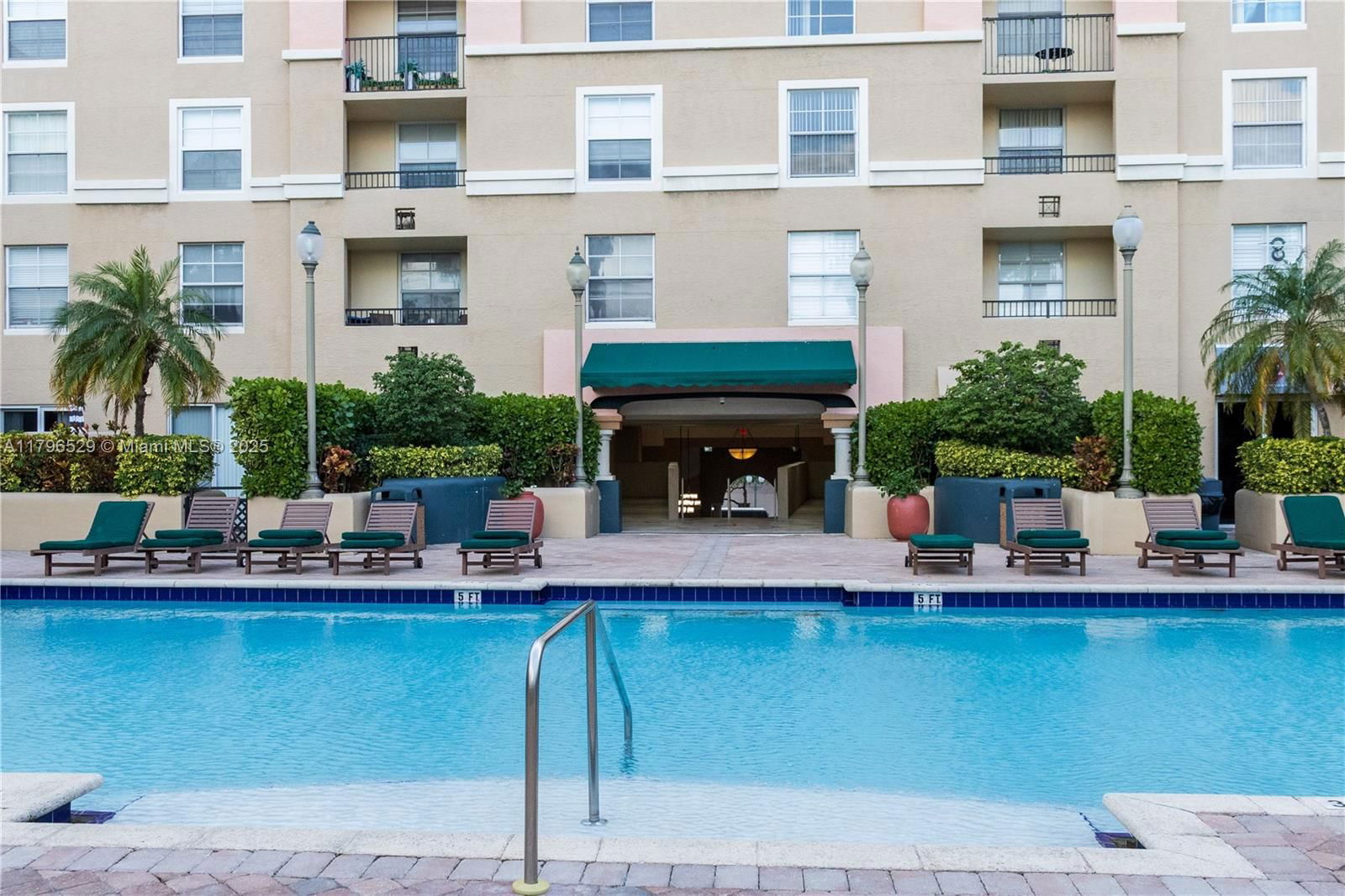 Real estate property located at 520 5th Ave #3302, Broward, Las Olas By The River Con, Fort Lauderdale, FL