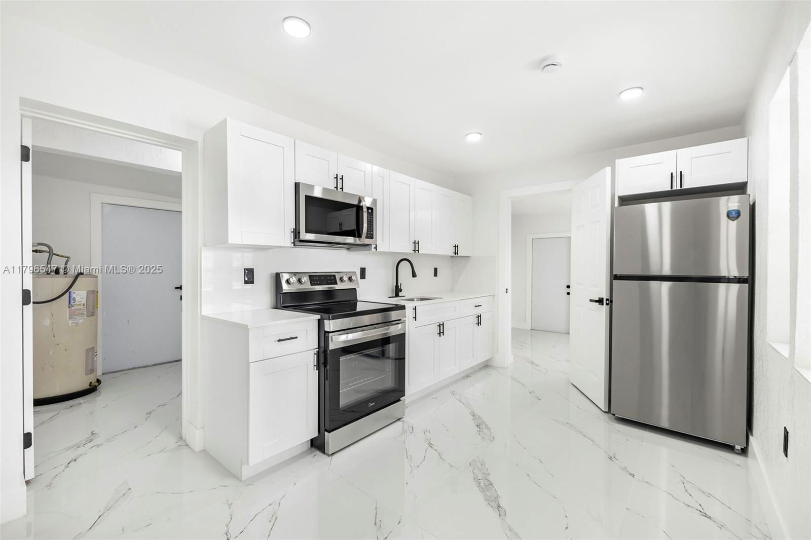 Real estate property located at 10520 160th St, Miami-dade, Fairway Pines, Miami, FL