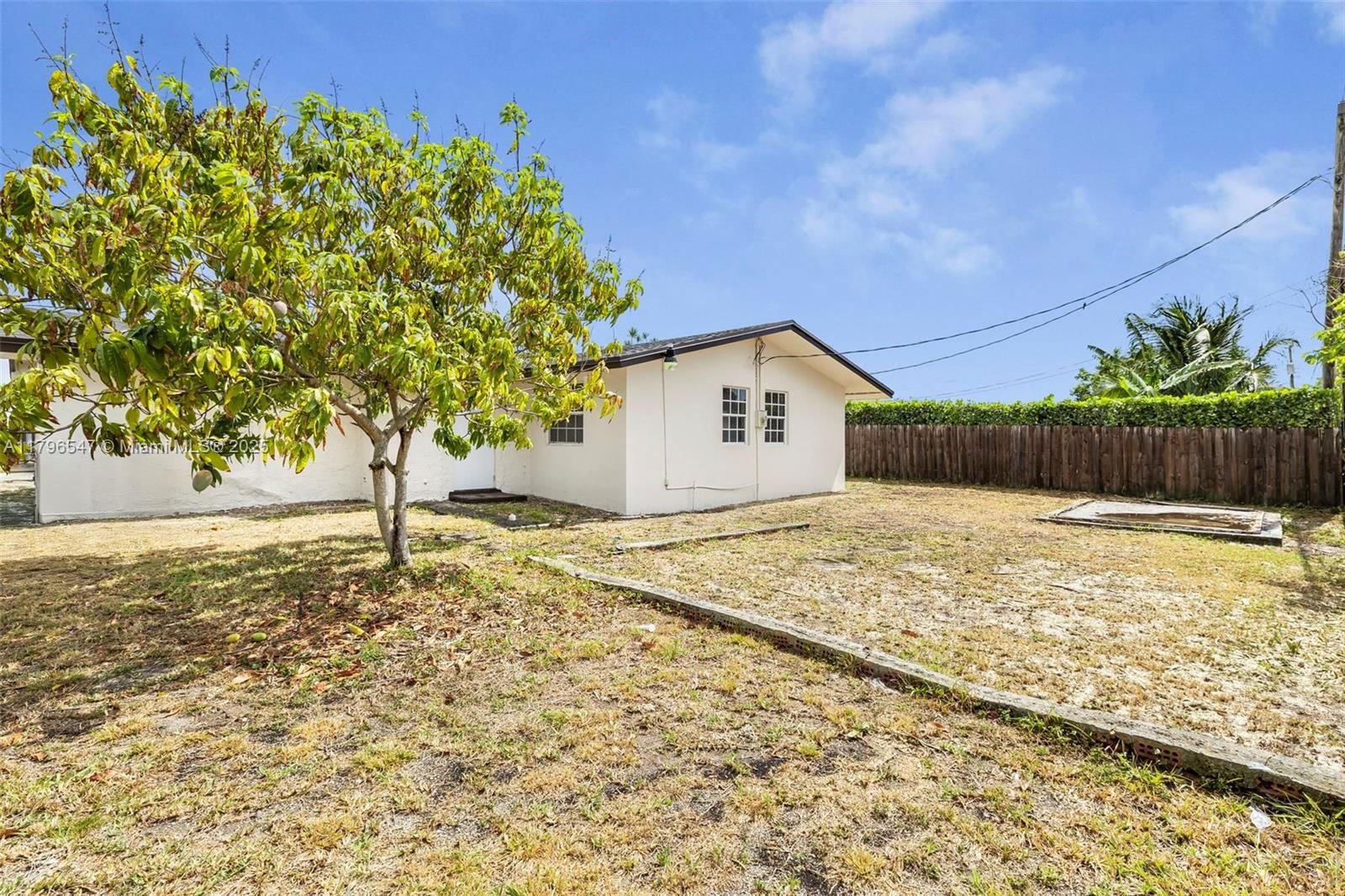 Real estate property located at 10520 160th St, Miami-dade, Fairway Pines, Miami, FL