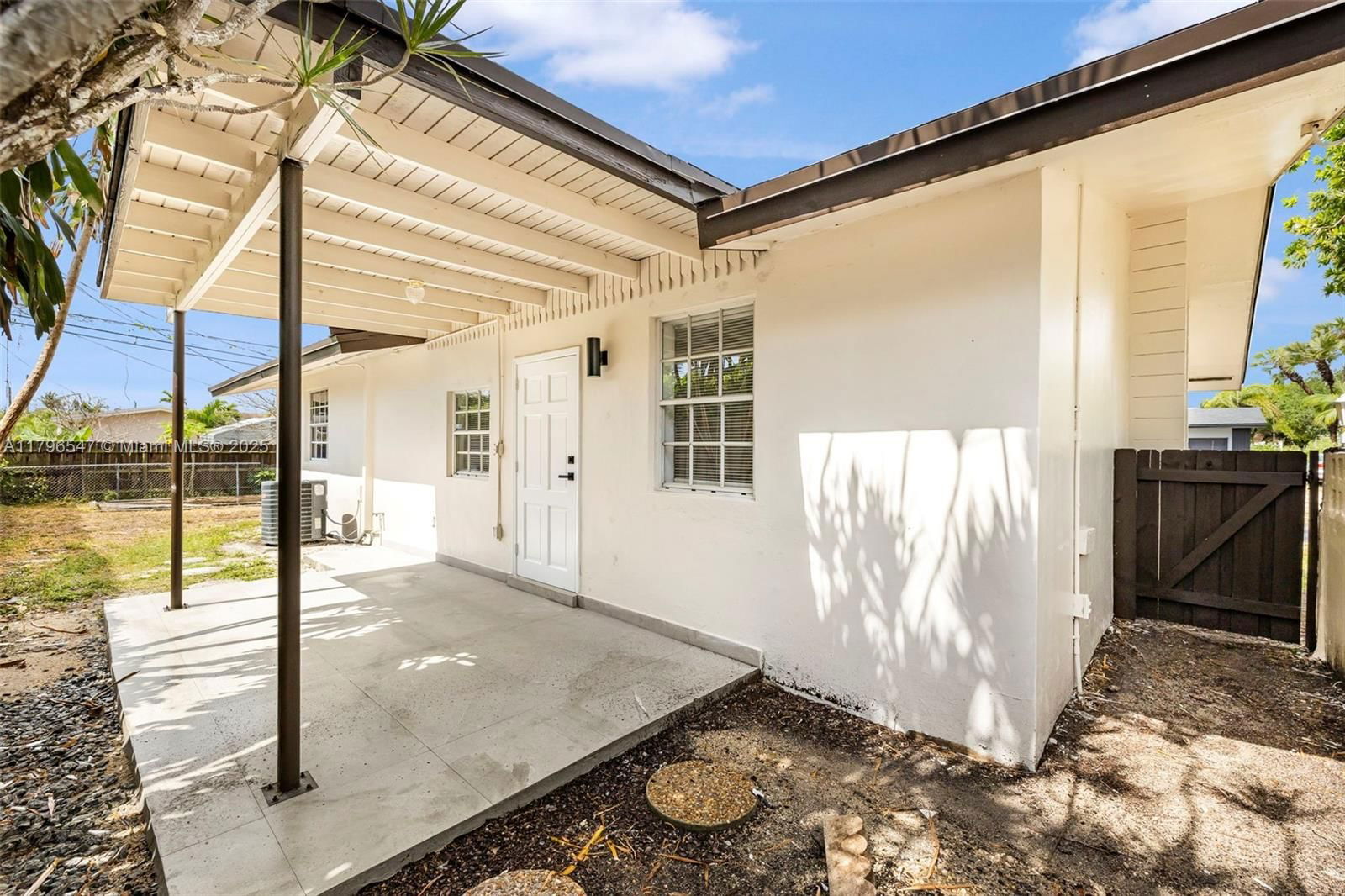 Real estate property located at 10520 160th St, Miami-dade, Fairway Pines, Miami, FL
