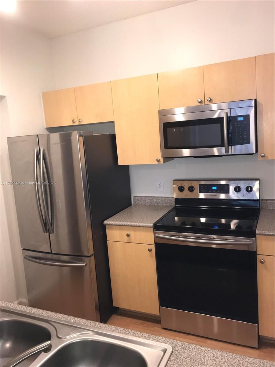 Real estate property located at 1919 Van Buren St #119A, Broward, Regent Park Condo, Hollywood, FL