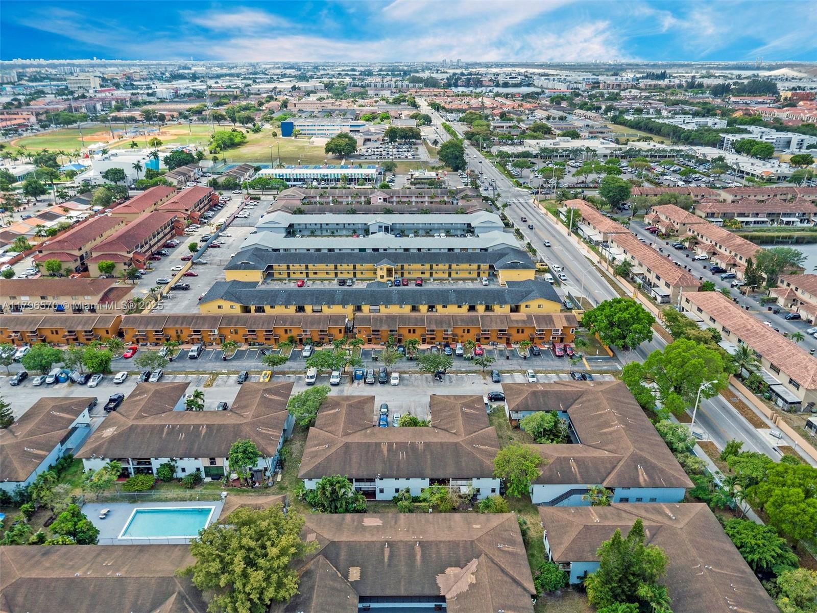 Real estate property located at 6215 24th Ave #203-7, Miami-dade, Flamingo Condo, Hialeah, FL