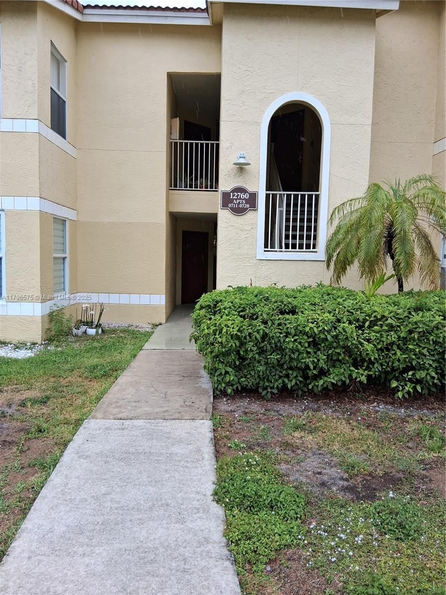 Real estate property located at 12760 Vista Isles Dr #711, Broward, Isles At Lago Mar Condo, Sunrise, FL