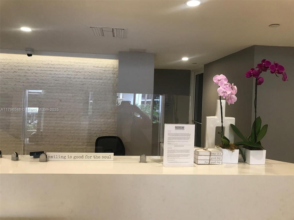 Real estate property located at 100 Lincoln Rd #1209, Miami-dade, The Decoplage Condo, Miami Beach, FL