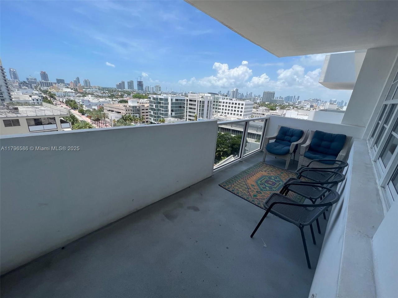 Real estate property located at 100 Lincoln Rd #1209, Miami-dade, The Decoplage Condo, Miami Beach, FL