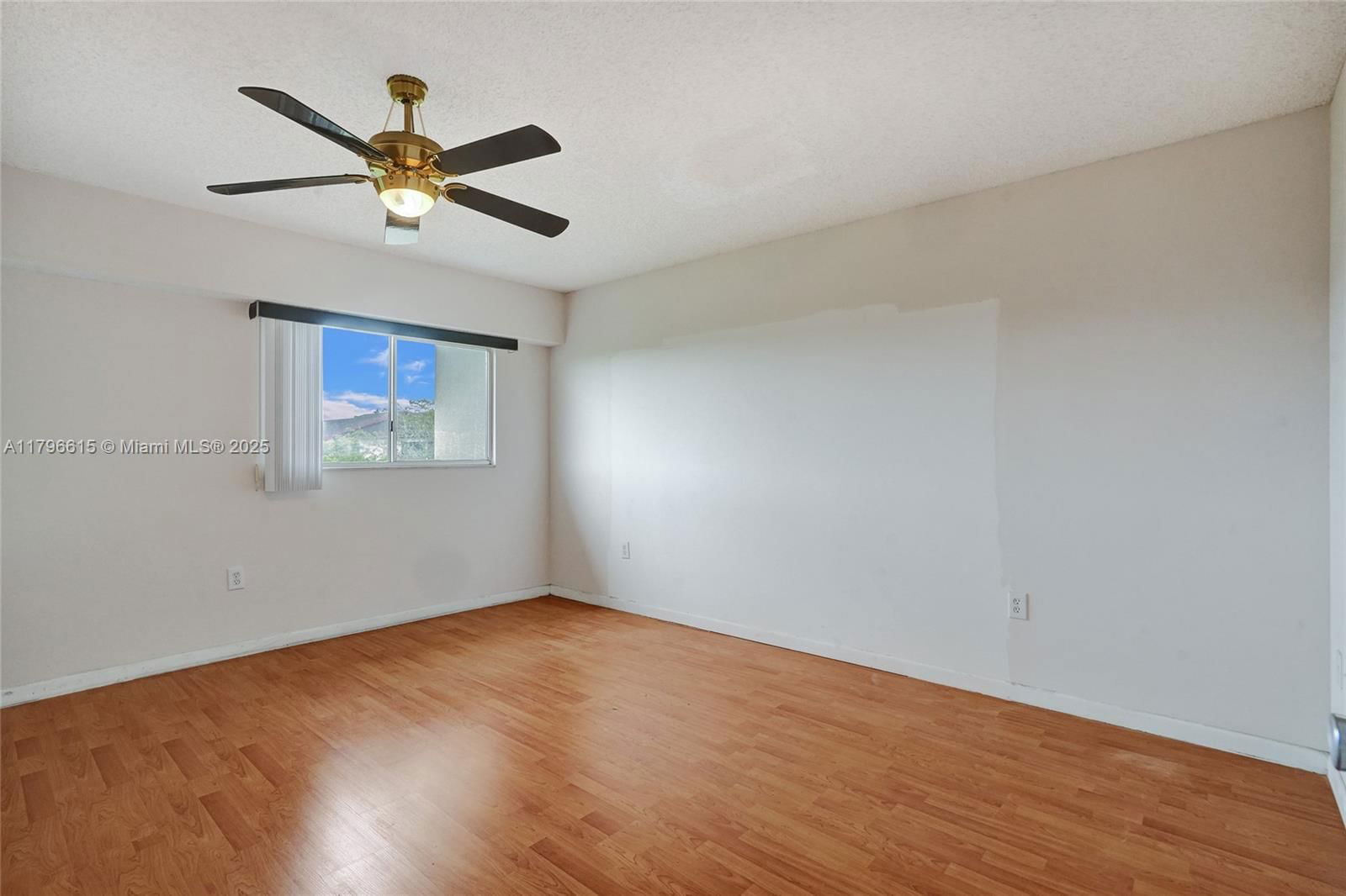 Real estate property located at 12750 15th St #411D, Broward, Garfield @ Century Village, Pembroke Pines, FL
