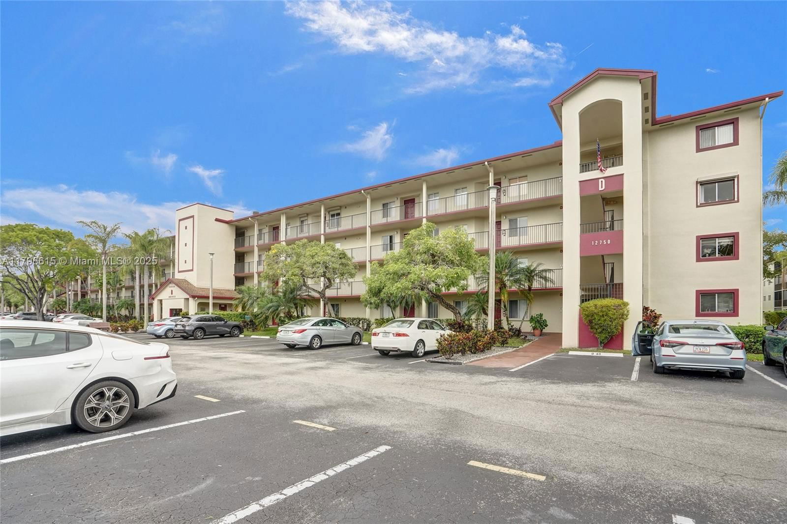 Real estate property located at 12750 15th St #411D, Broward, Garfield @ Century Village, Pembroke Pines, FL