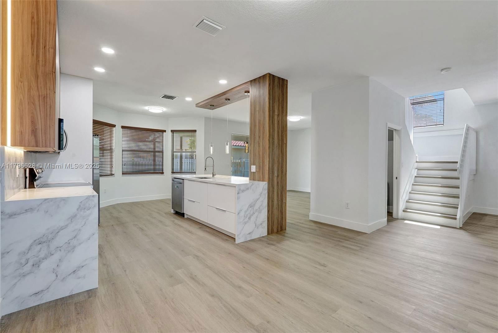 Real estate property located at 16276 29th St, Broward, Silver Isles, Miramar, FL