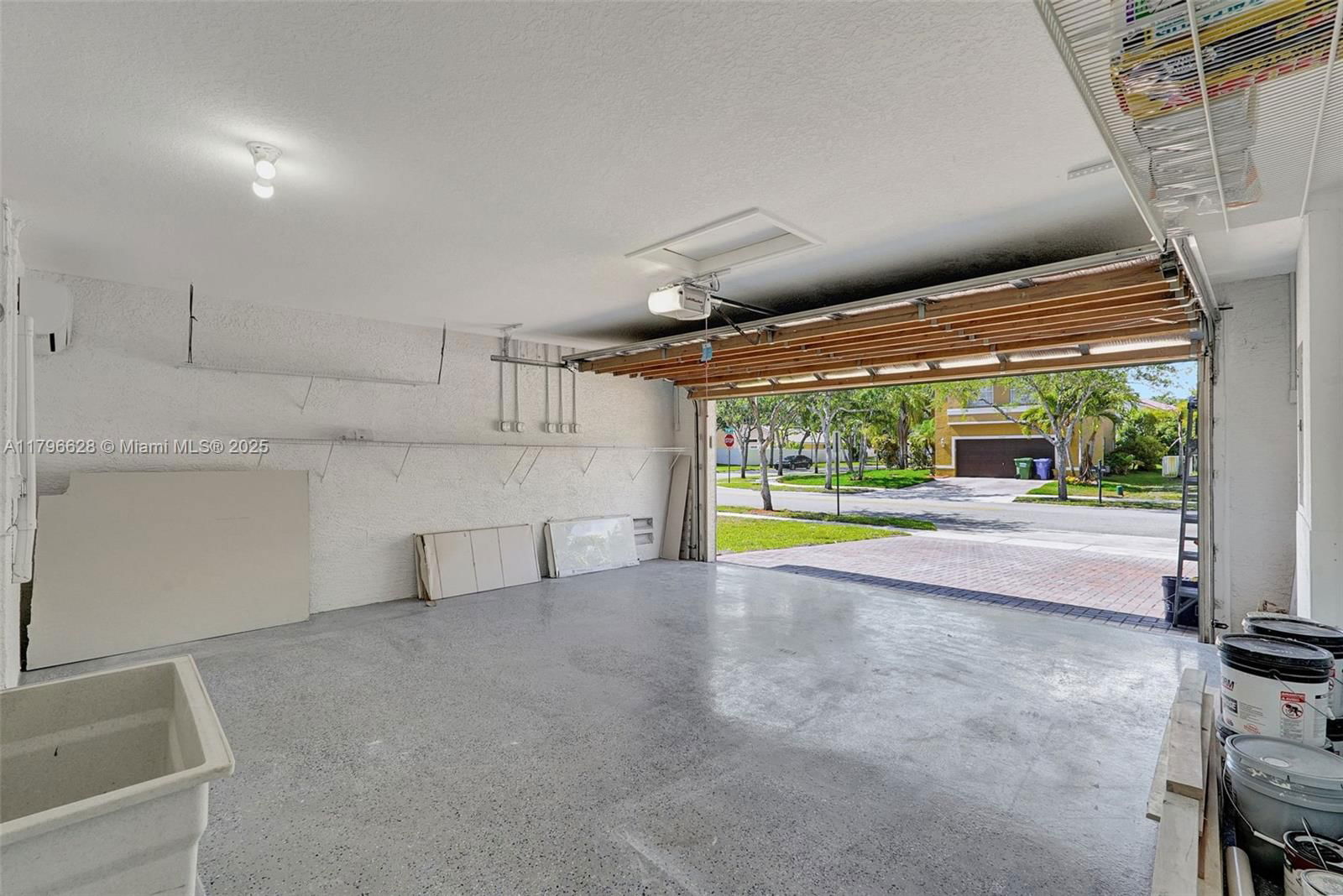Real estate property located at 16276 29th St, Broward, Silver Isles, Miramar, FL