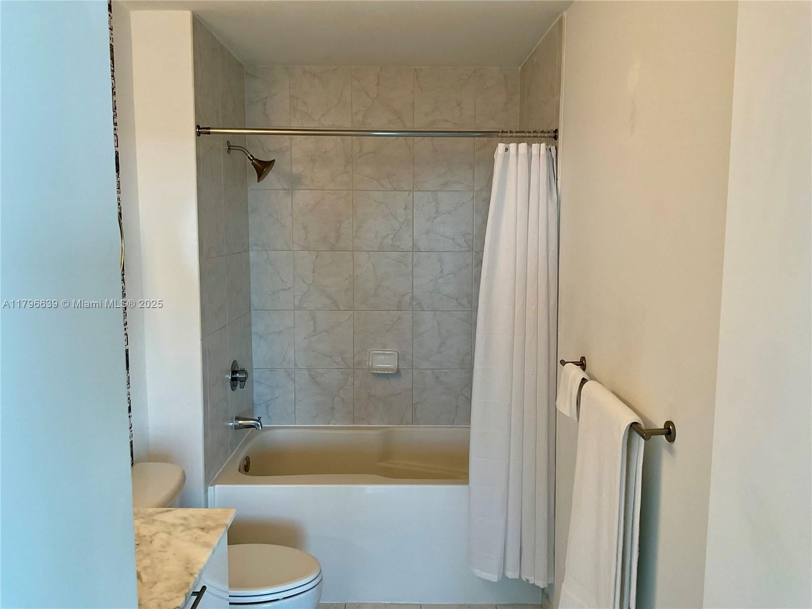 Real estate property located at 133 2nd Ave #3319, Miami-dade, The Loft Downtown Ii Cond, Miami, FL