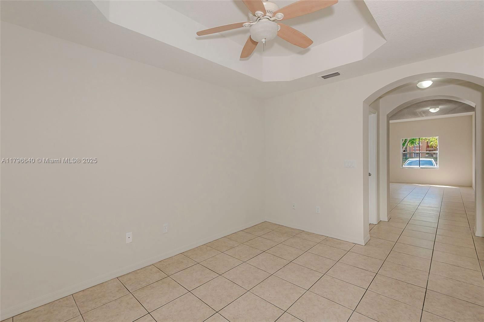 Real estate property located at 4962 White Mangrove Way E #402-4, Broward, Thunderbird Park, Dania Beach, FL