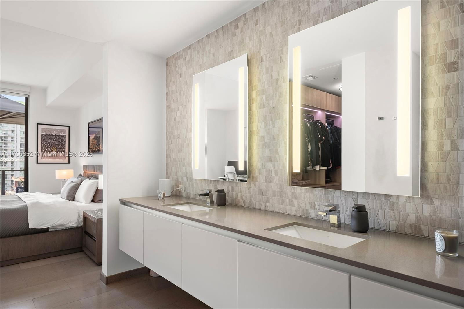 Real estate property located at 68 6th St #1708, Miami-dade, Reach Condo, Miami, FL