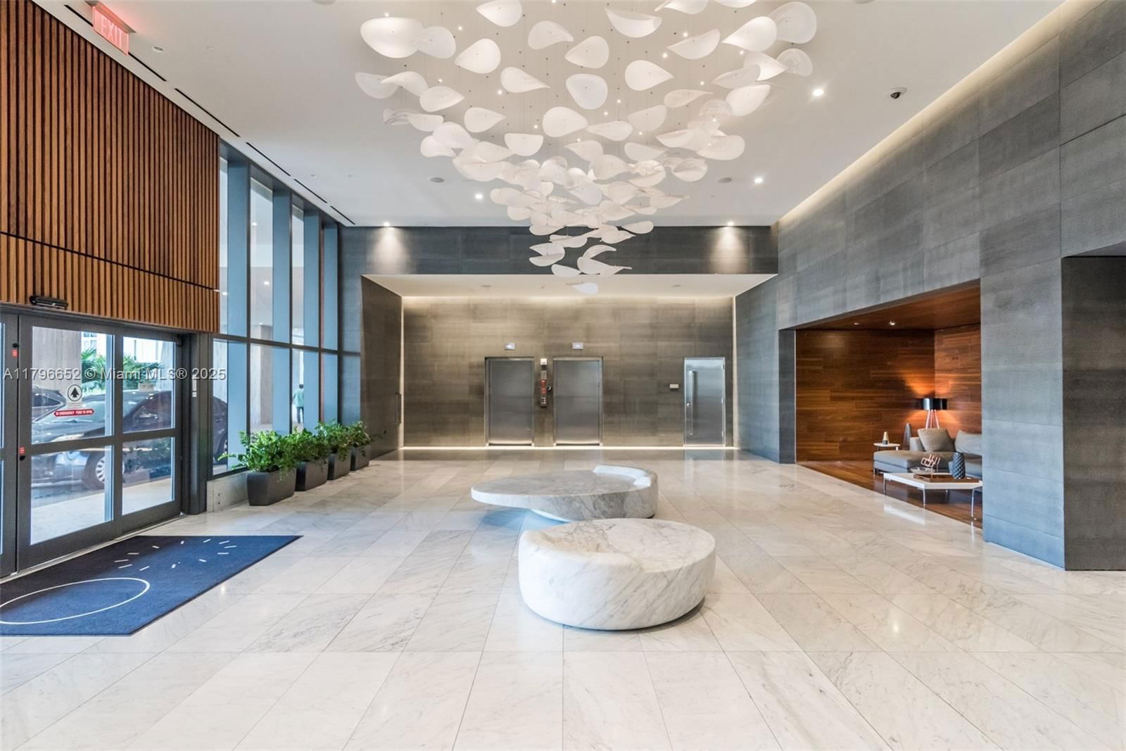 Real estate property located at 68 6th St #1708, Miami-dade, Reach Condo, Miami, FL