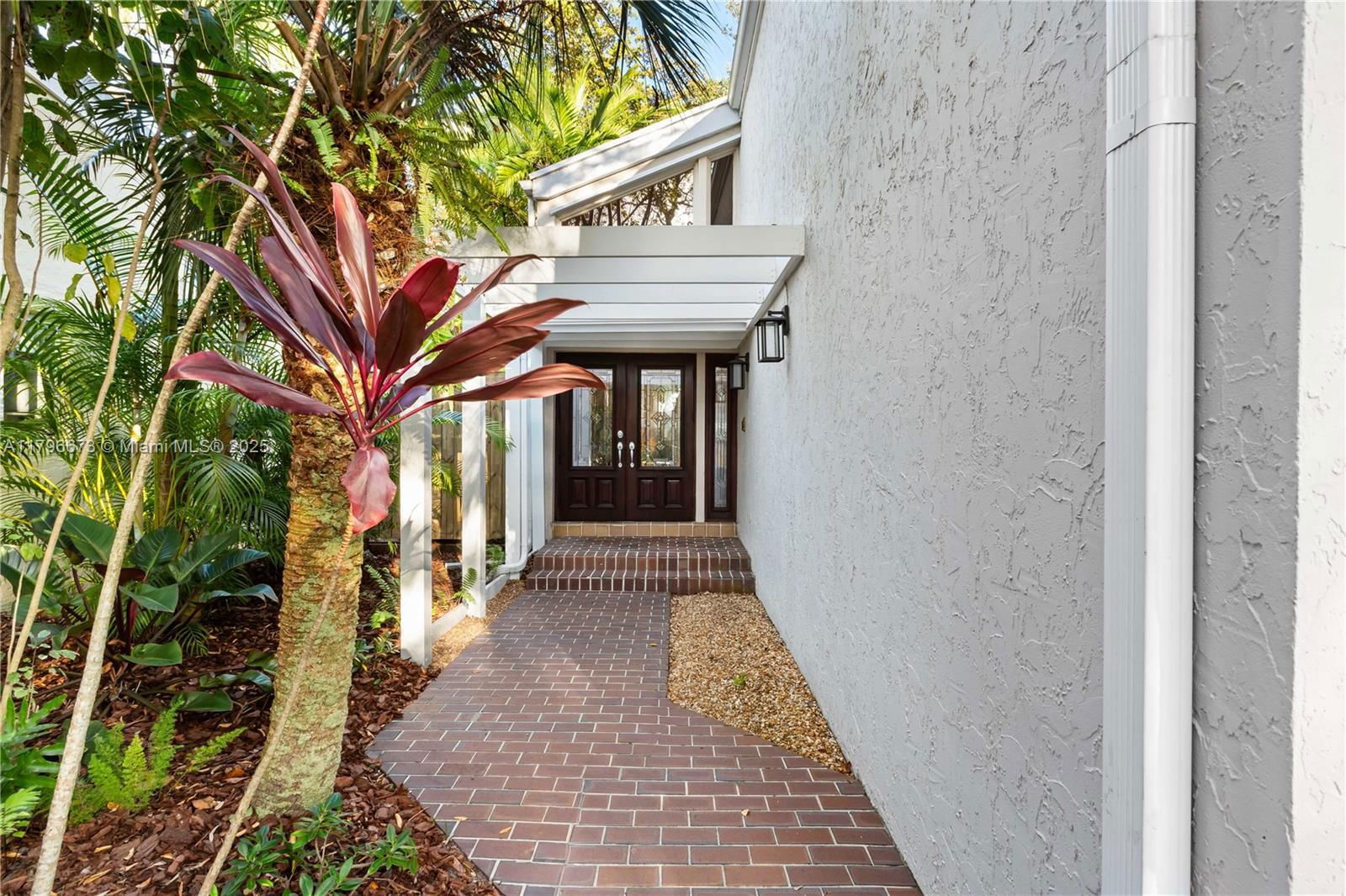 Real estate property located at 9033 78th Pl, Miami-dade, Pepperwood, Miami, FL