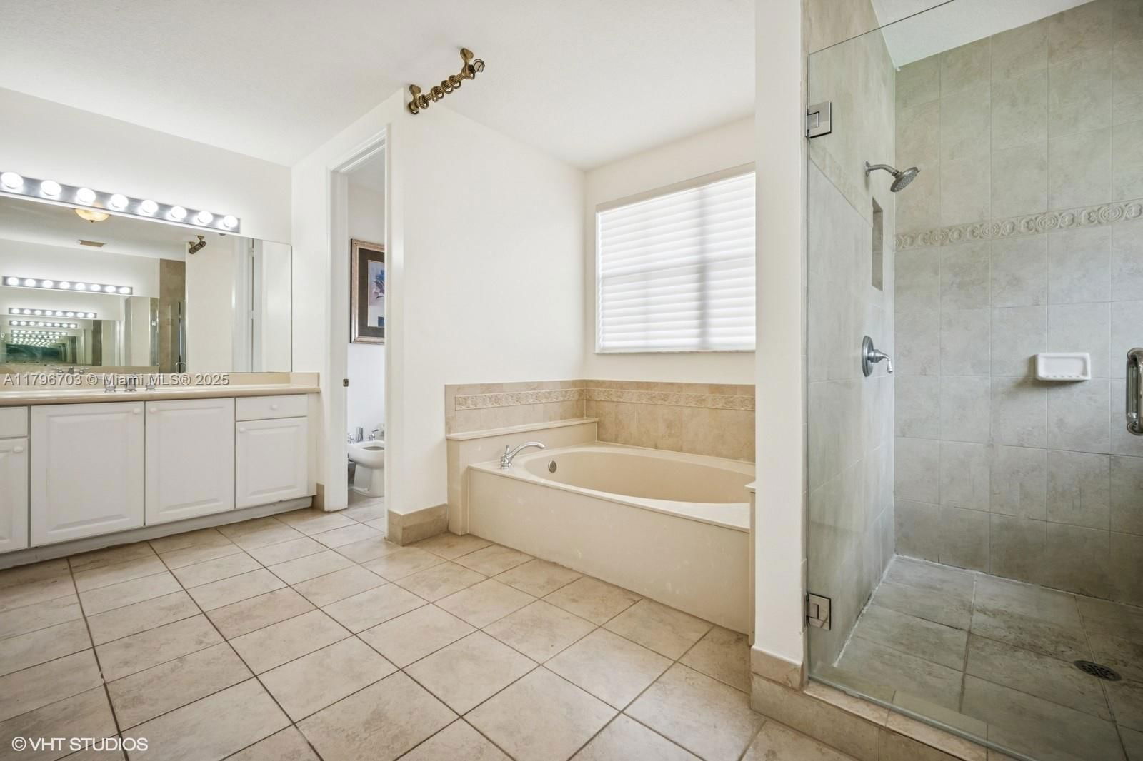 Real estate property located at 19058 17th Ct, Broward, Harbour Lakes Estates, Miramar, FL