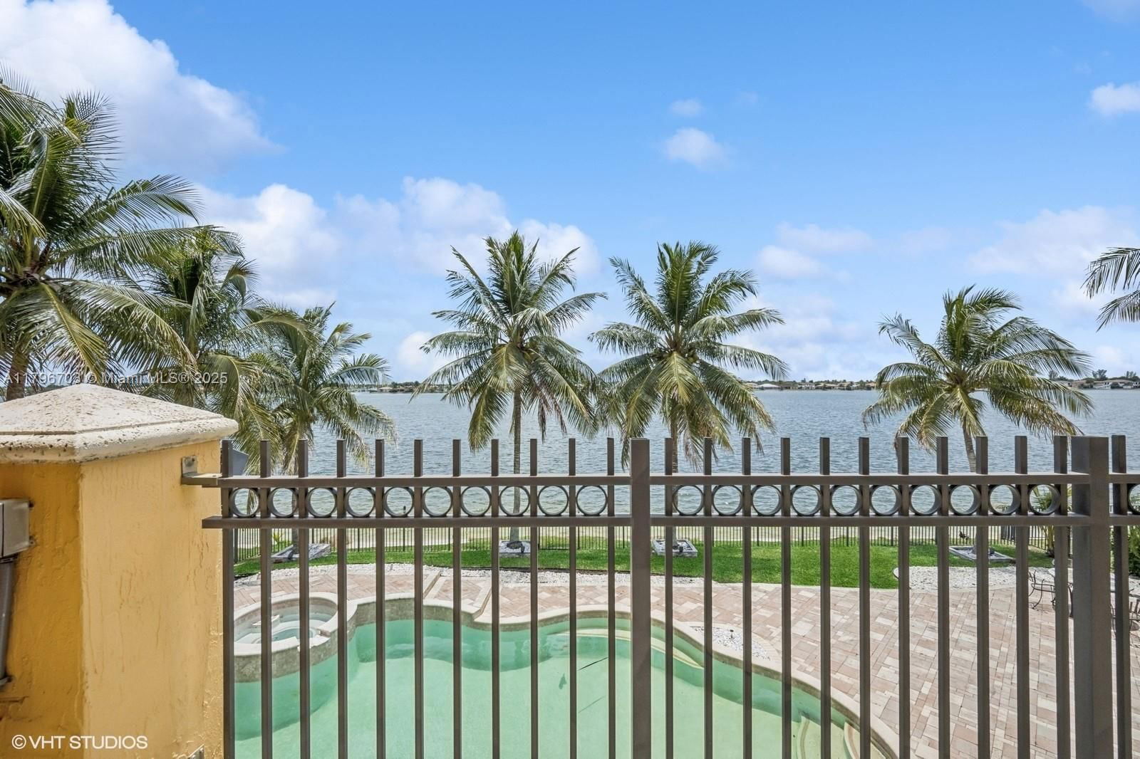 Real estate property located at 19058 17th Ct, Broward, Harbour Lakes Estates, Miramar, FL