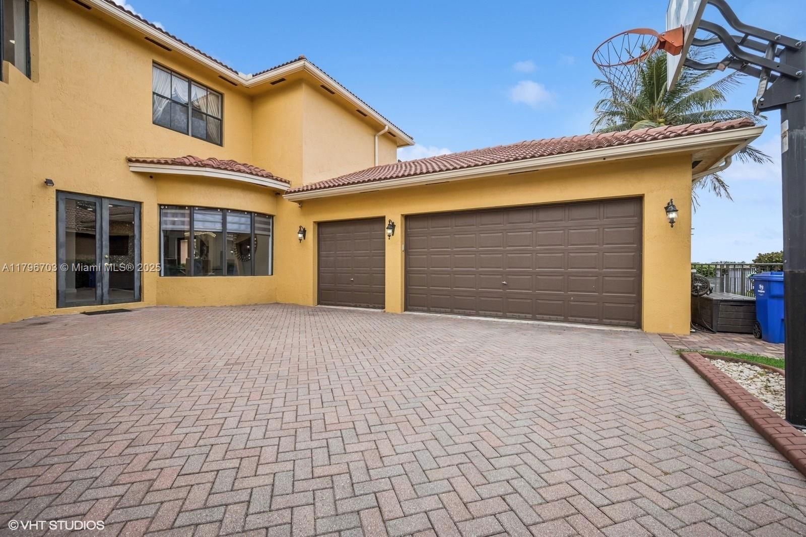 Real estate property located at 19058 17th Ct, Broward, Harbour Lakes Estates, Miramar, FL