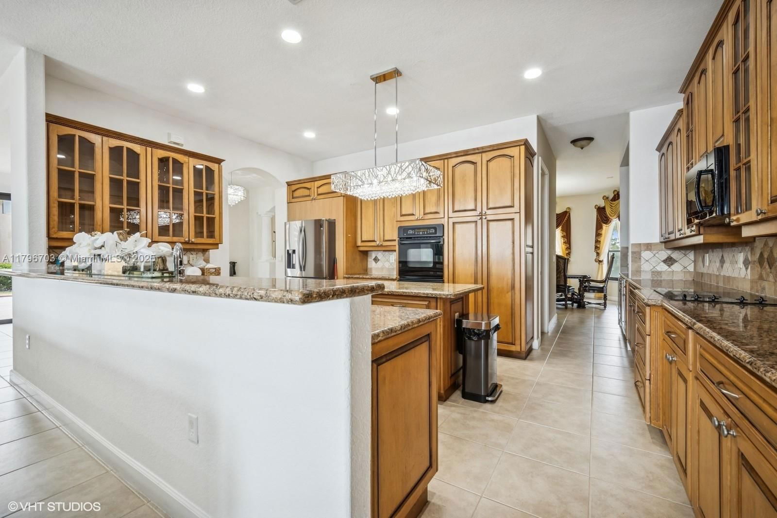 Real estate property located at 19058 17th Ct, Broward, Harbour Lakes Estates, Miramar, FL