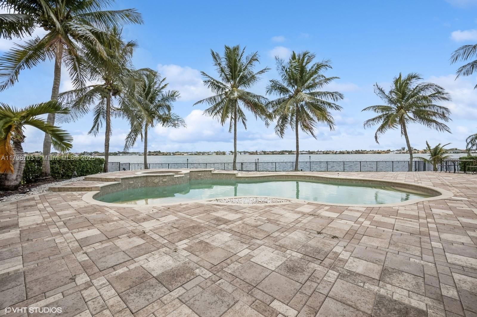 Real estate property located at 19058 17th Ct, Broward, Harbour Lakes Estates, Miramar, FL