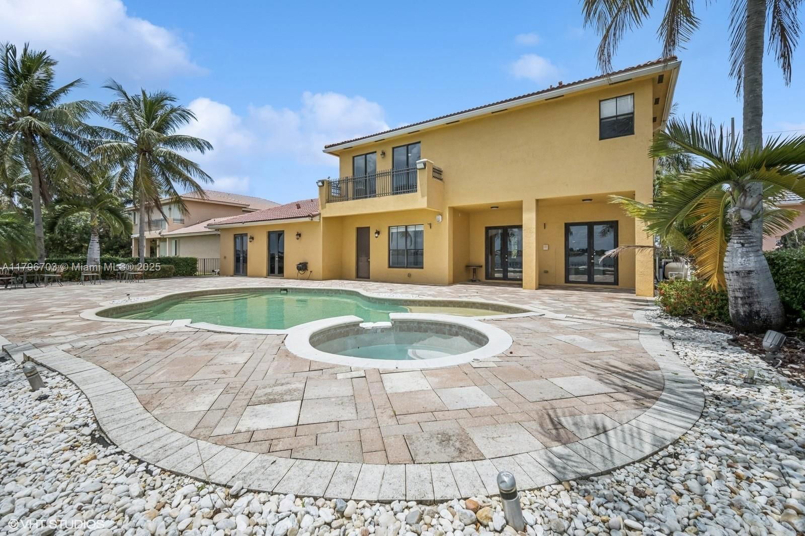 Real estate property located at 19058 17th Ct, Broward, Harbour Lakes Estates, Miramar, FL
